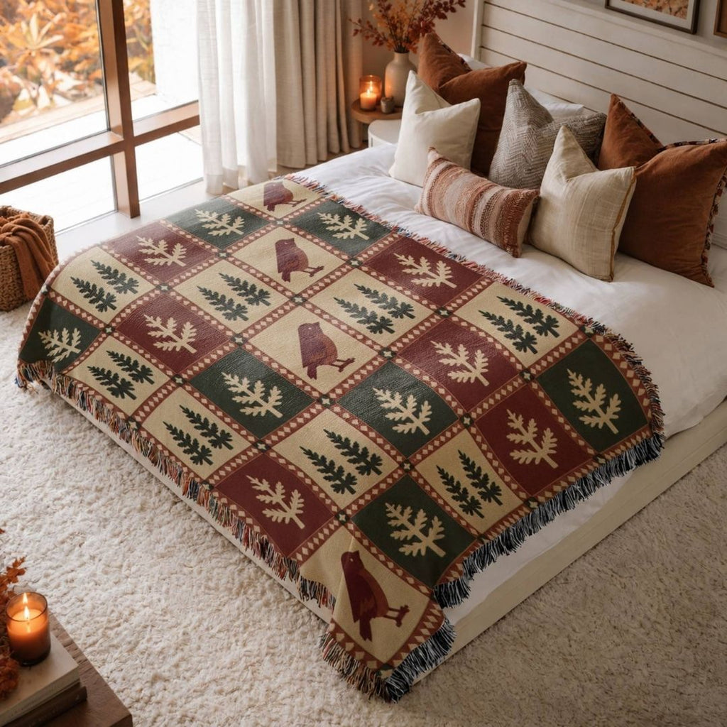 Pinewood Robin Woven Blanket