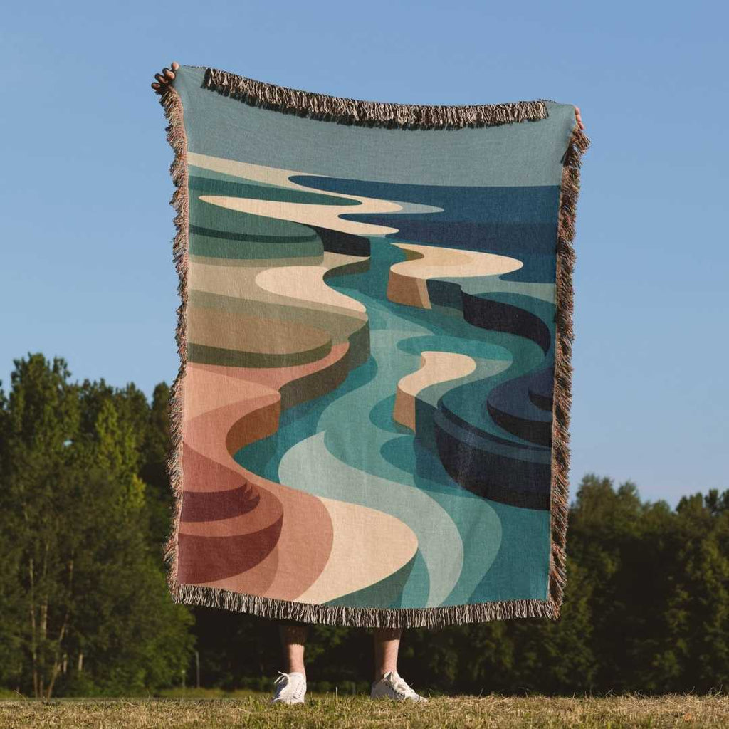 Nordic Coastal Surge Woven Blanket