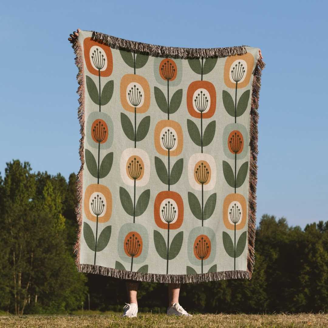 Nordic Retro Bloom Woven Blanket