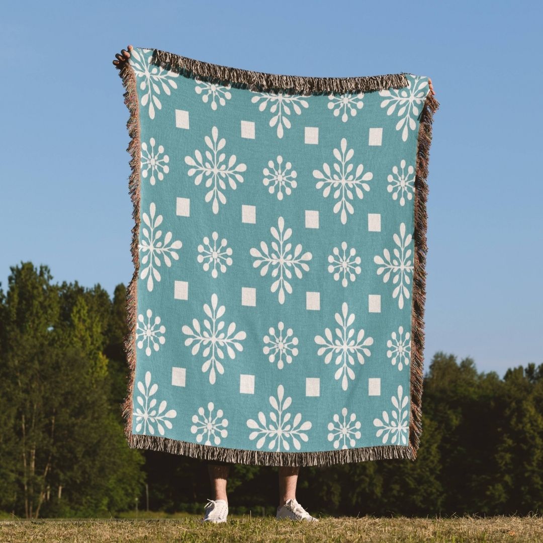 Nordic Snowfall Woven Blanket