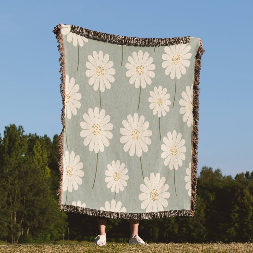 Nordic Daisy Woven Blanket